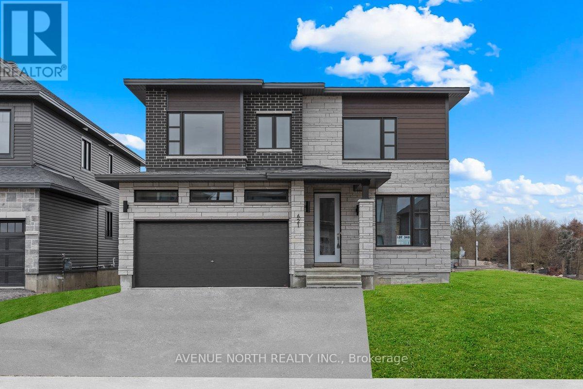 621 MIIKANA ROAD, Ottawa, Ontario