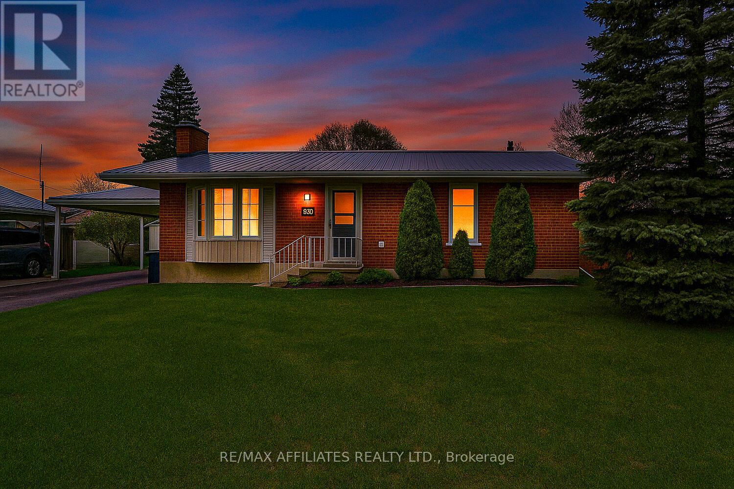 56 MARSHA DRIVE, Smiths Falls, Ontario
