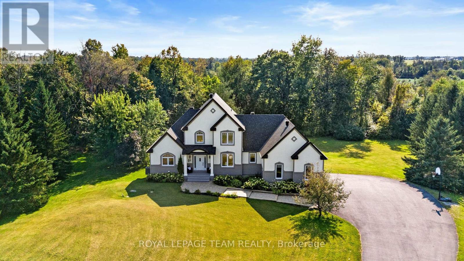 112 LADY LOCHEAD LANE, Ottawa, Ontario
