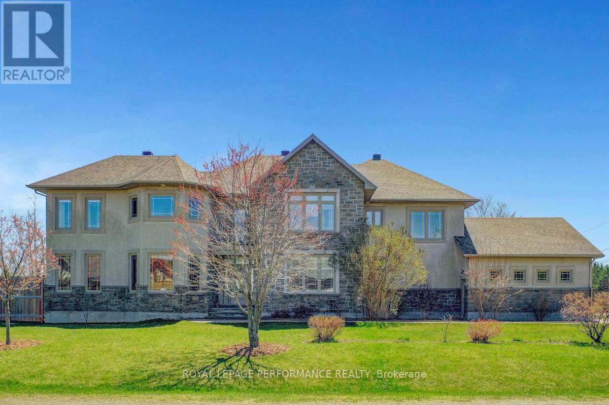 6598 COURTLAND GROVE CRESCENT, Ottawa, Ontario