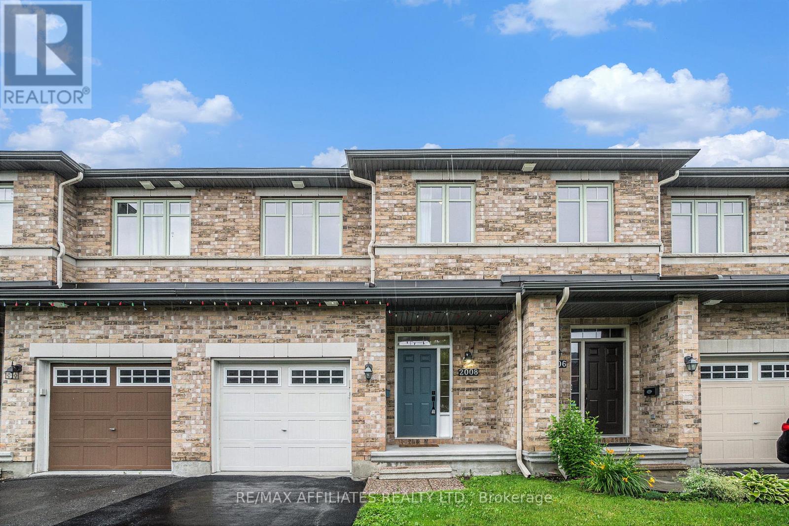 2008 PENNYROYAL CRESCENT, Ottawa, Ontario