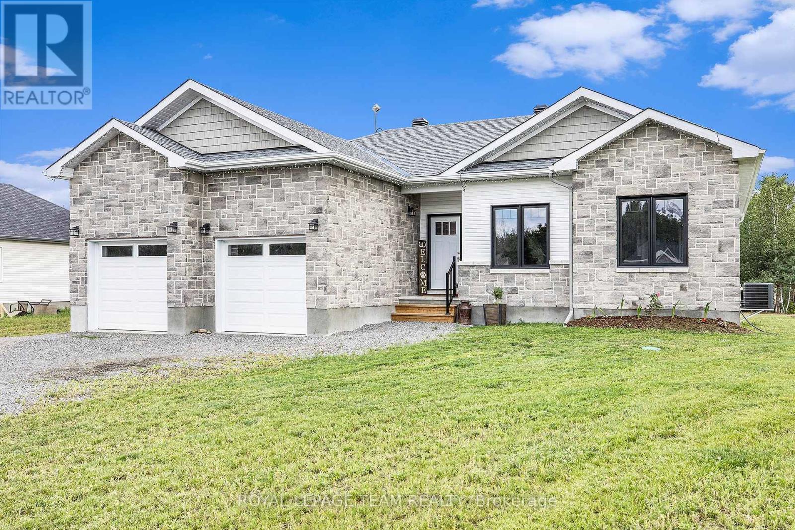 10552 WYLIE WAY, North Dundas, Ontario