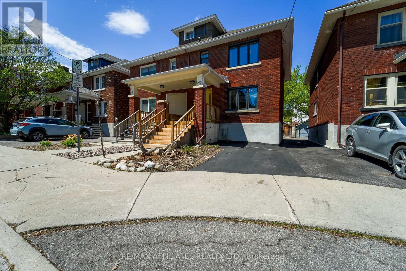 299 FLORA STREET, Ottawa, Ontario