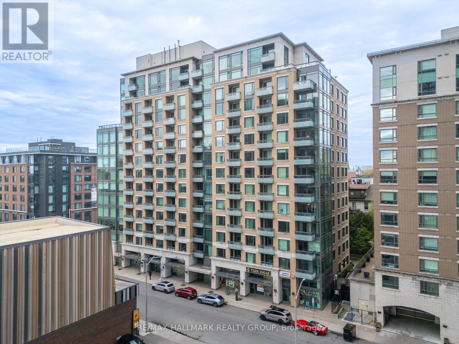 405 - 238 BESSERER STREET, Ottawa, Ontario