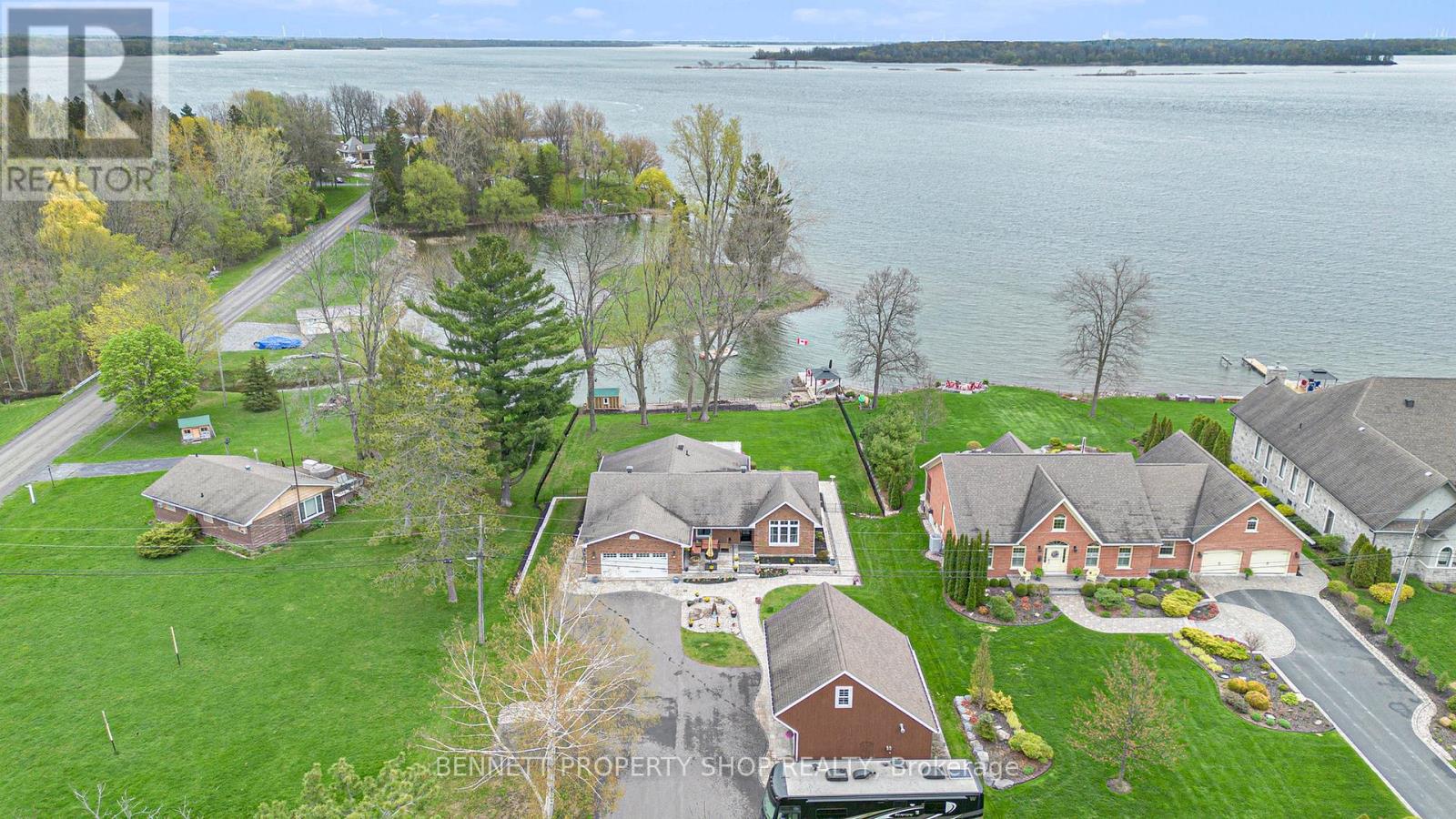 16084 LAKESIDE DRIVE, South Stormont, Ontario