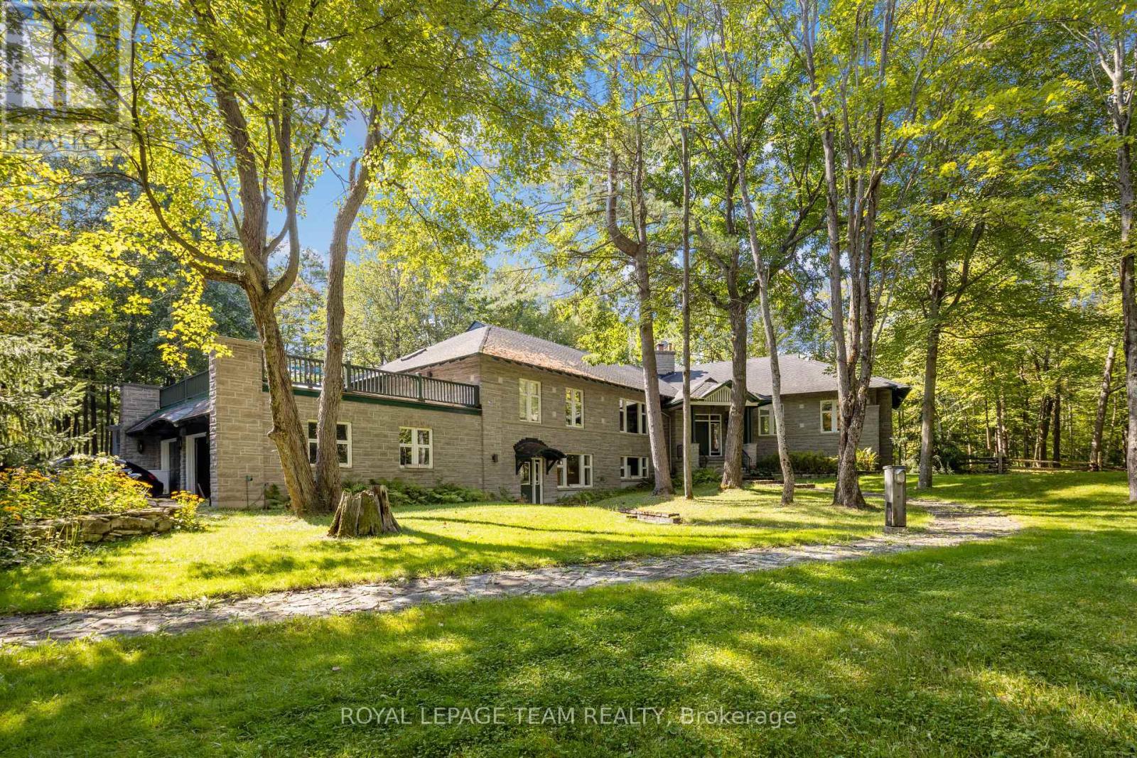 297 JOHN ASELFORD DRIVEWAY DRIVE, Ottawa, Ontario