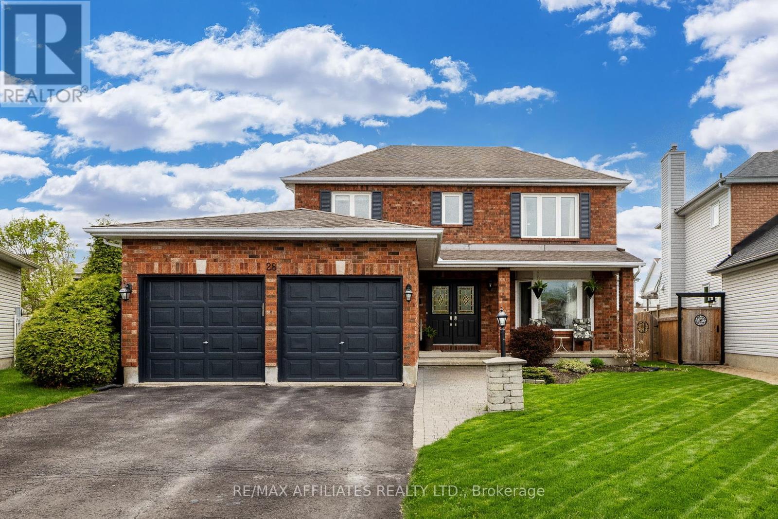 28 SARRAZIN WAY, Ottawa, Ontario