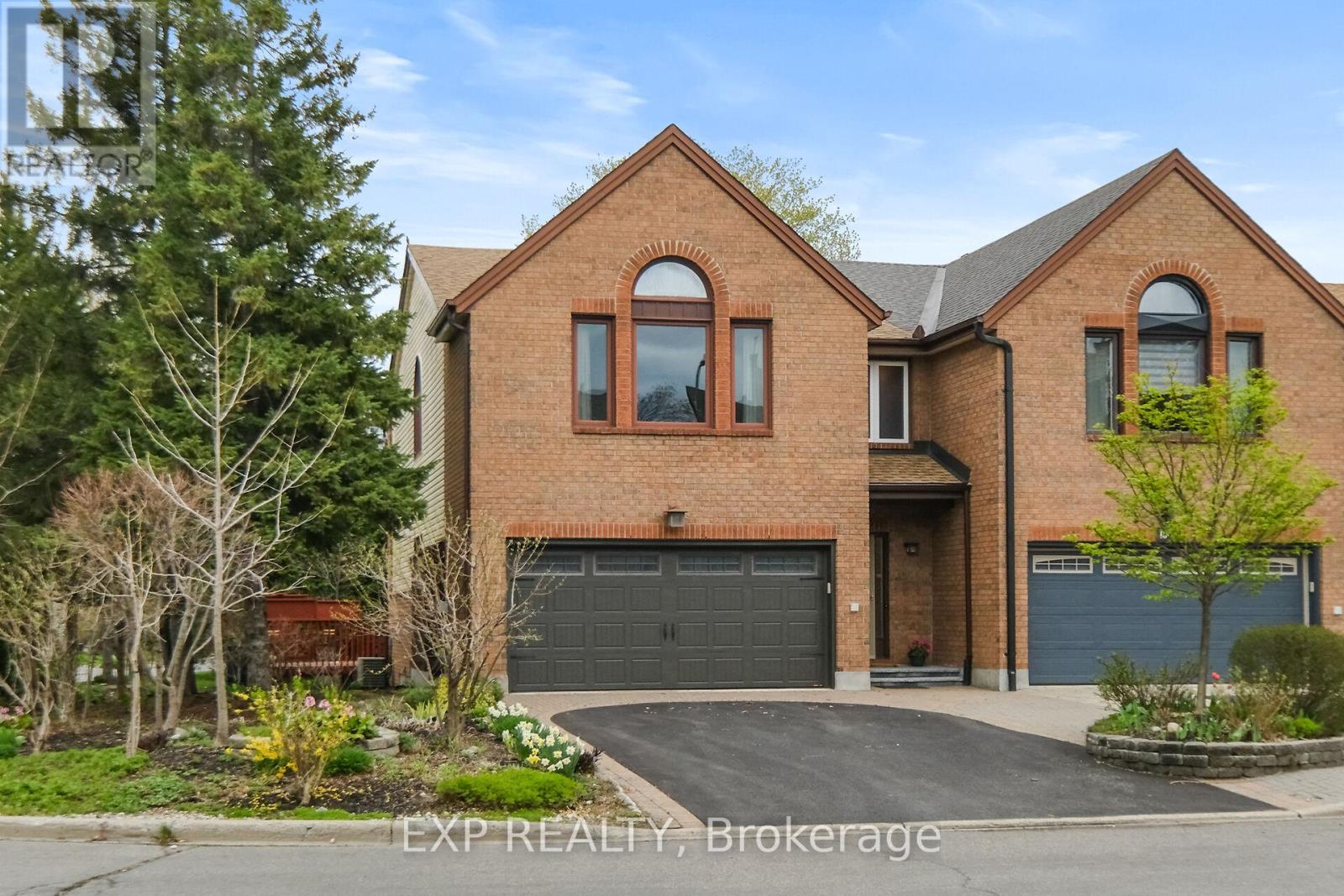 104 DUNBARTON COURT, Ottawa, Ontario