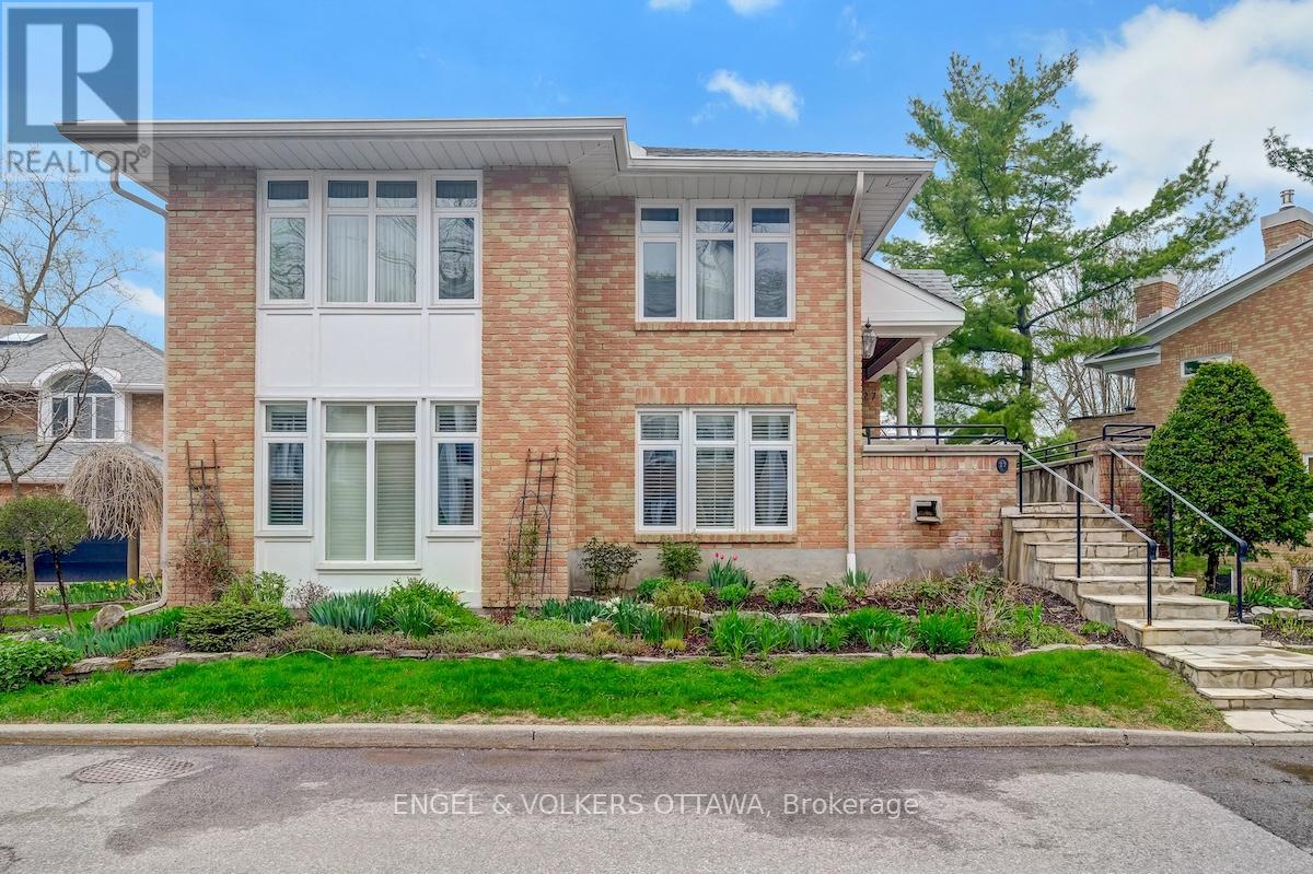 27 BITTERN COURT, Ottawa, Ontario