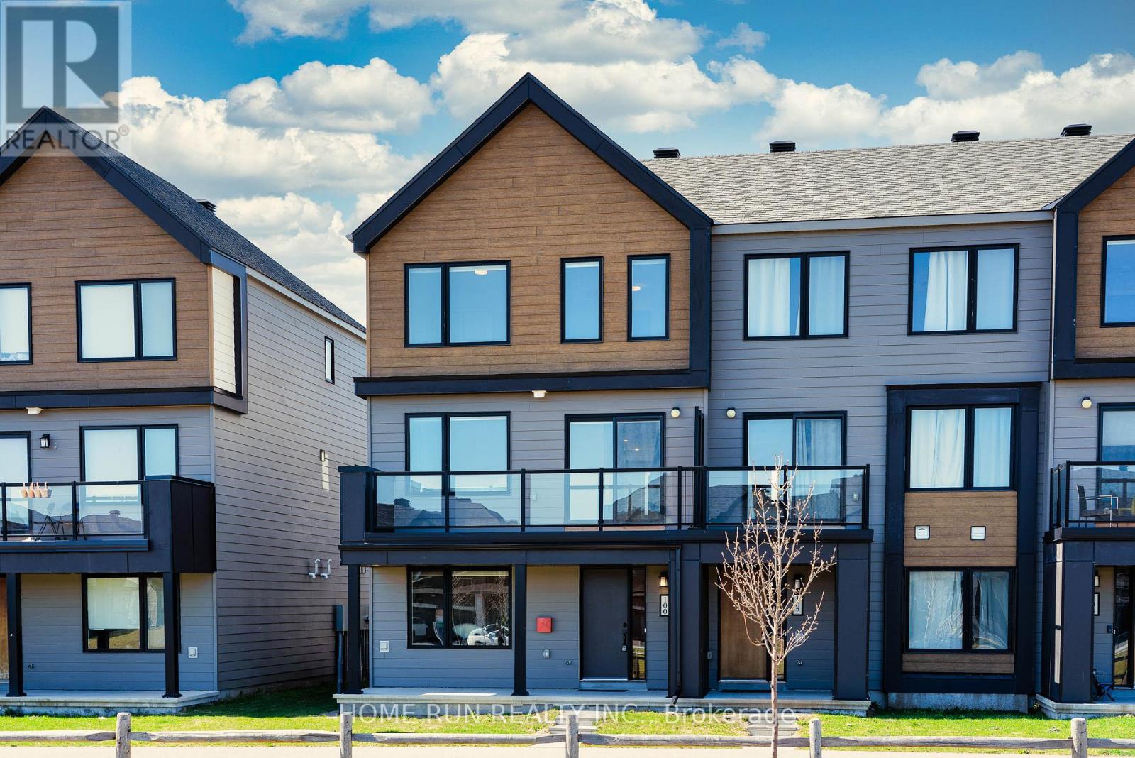 100 KYANITE LANE, Ottawa, Ontario