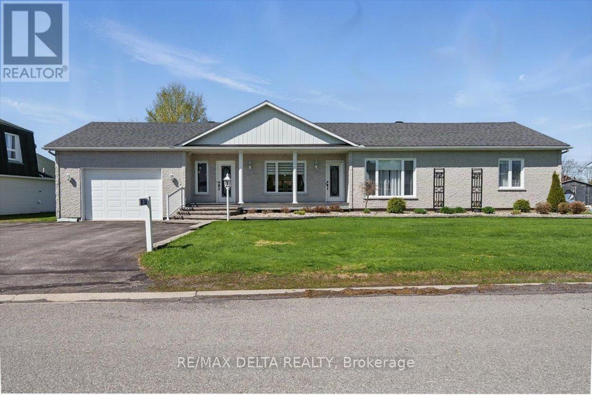 3 MAISONNEUVE STREET, Clarence-Rockland, Ontario