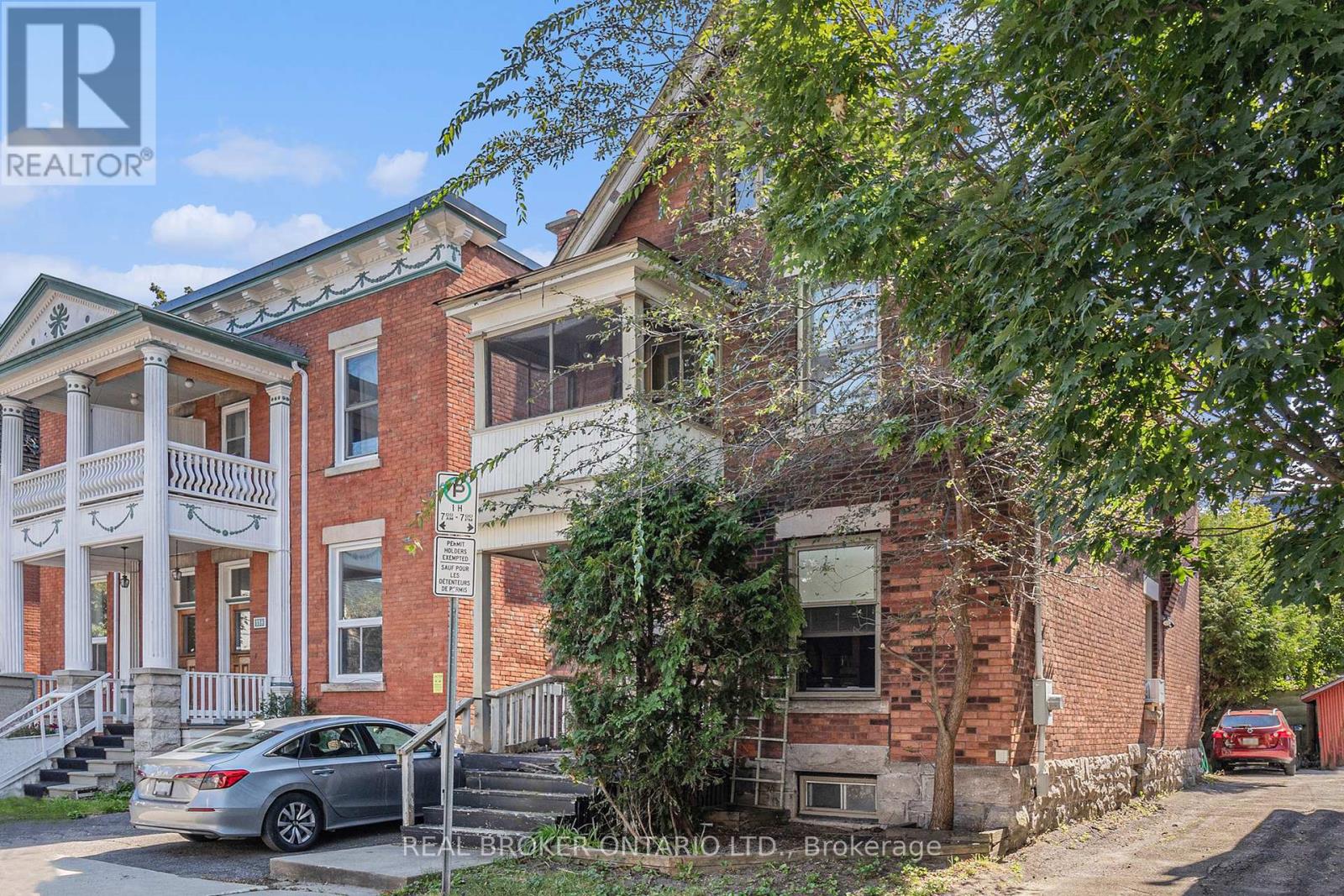 120 WAVERLEY STREET, Ottawa, Ontario