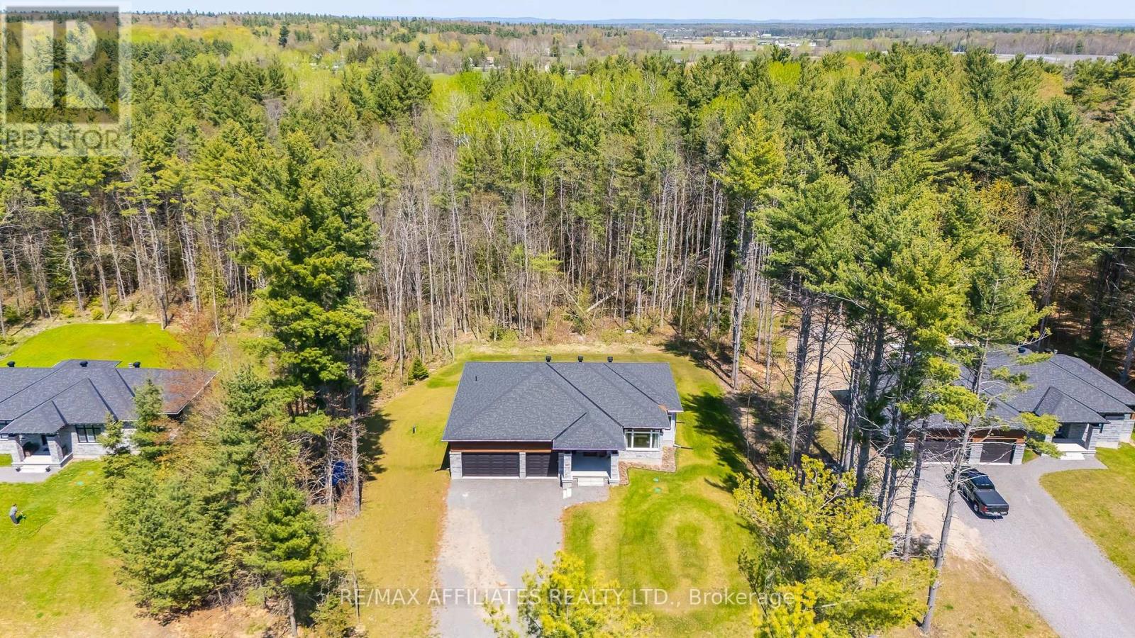132 RAYMOND LUHTA CRESCENT, McNab/Braeside, Ontario