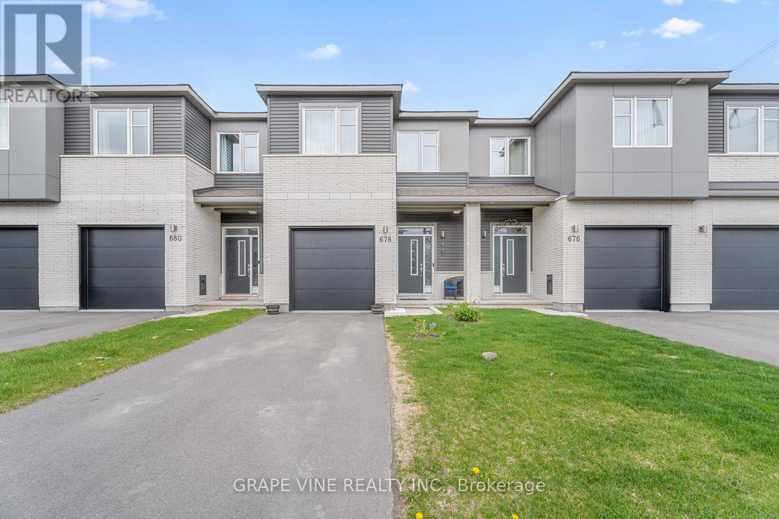678 TALIESIN CRESCENT, Ottawa, Ontario