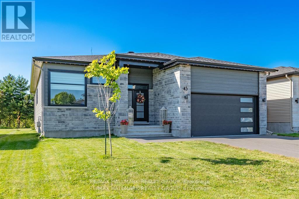 45 RICHER STREET E, North Stormont, Ontario