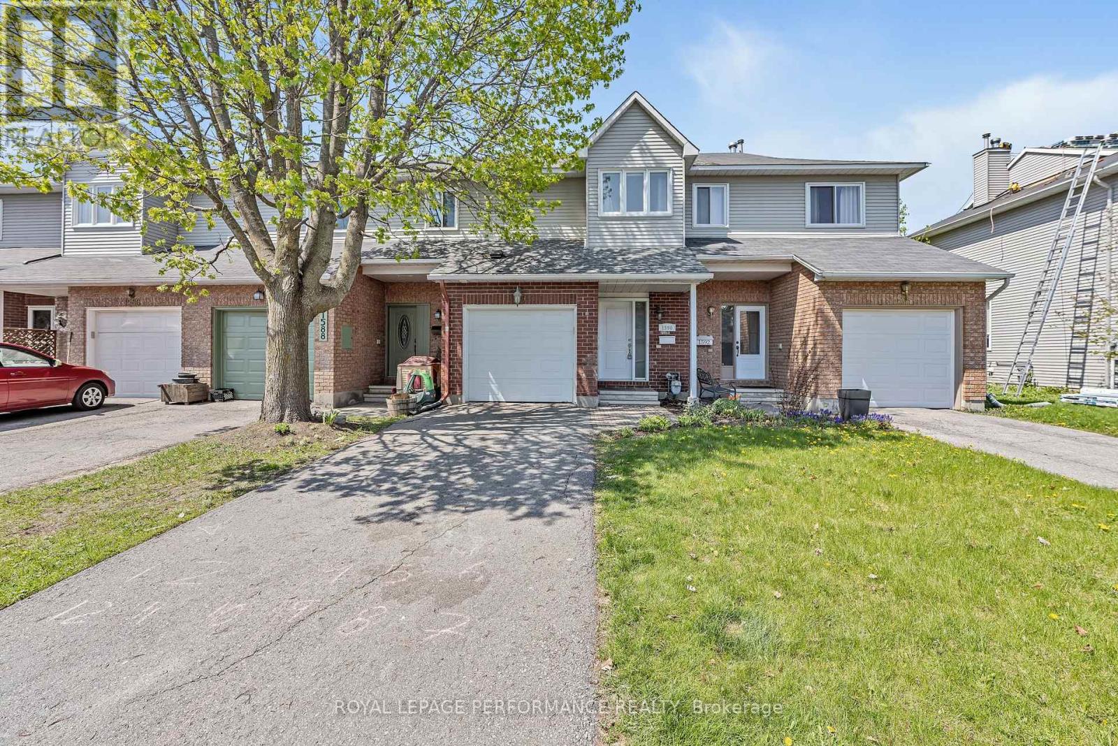 1590 BRIARFIELD CRESCENT, Ottawa, Ontario