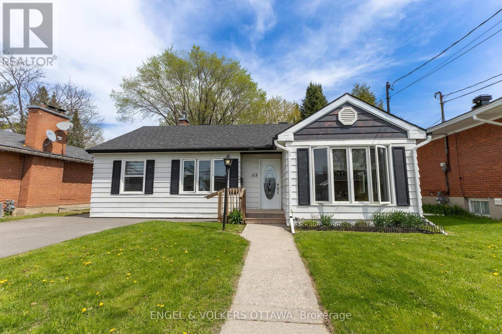 115 RIVERVIEW DRIVE, Arnprior, Ontario