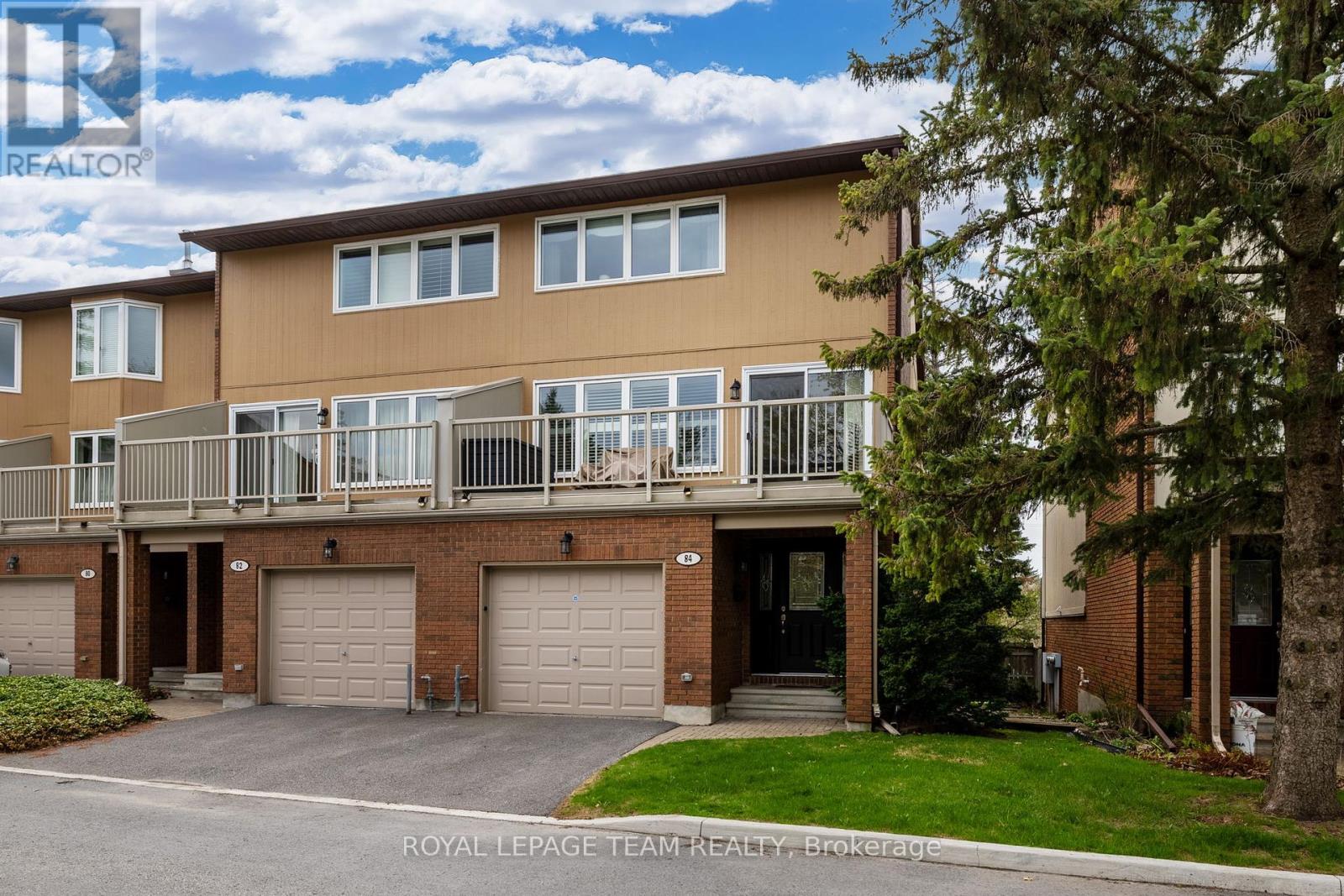 84 WINBRO PRIVATE, Ottawa, Ontario
