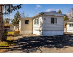 52 BRADLEY GREEN COURT, Ottawa, Ontario