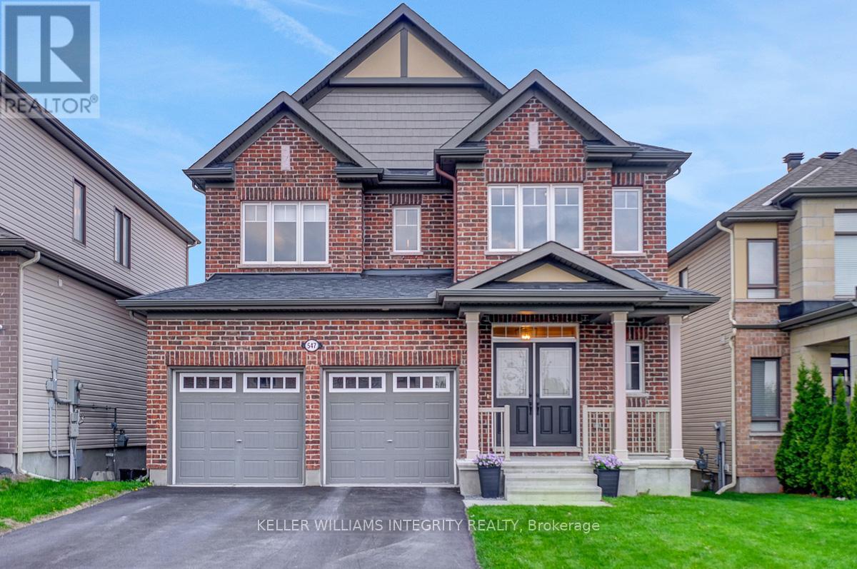 547 PARADE DRIVE, Ottawa, Ontario