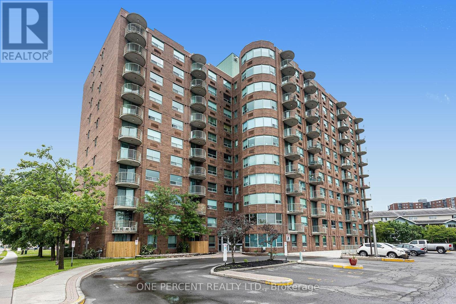 204 - 1440 HERON ROAD, Ottawa, Ontario
