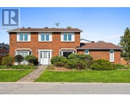 16 DENEWOOD CRESCENT, Ottawa, Ontario