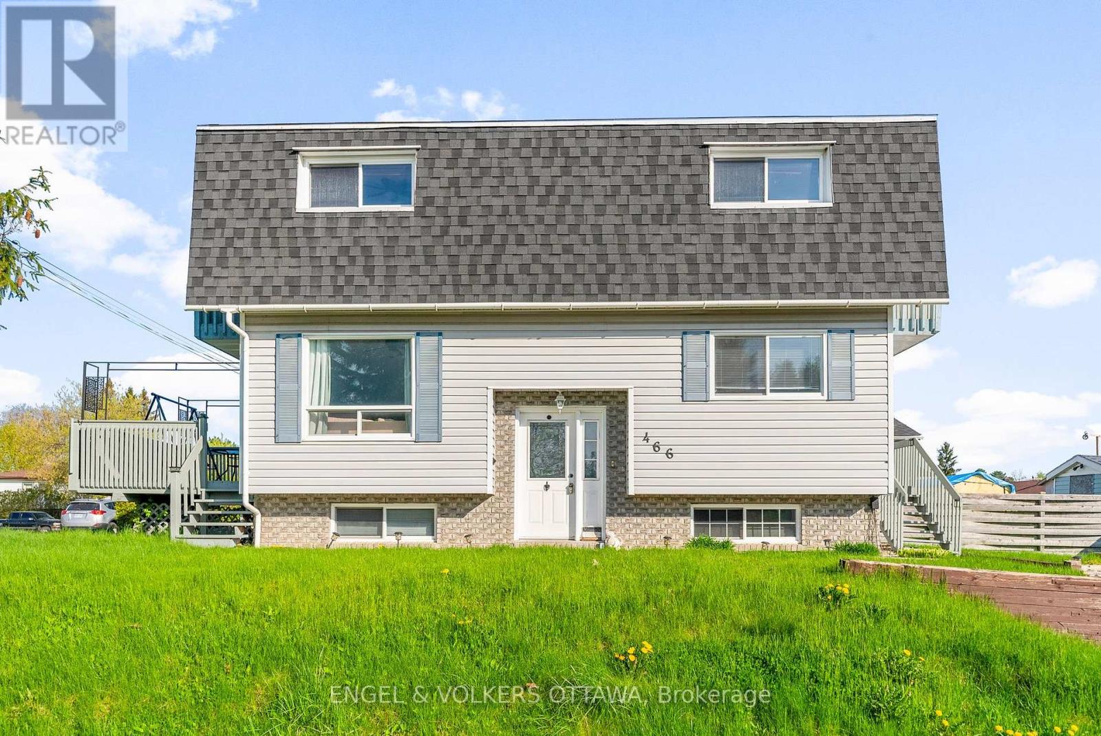 466 GOURLEY AVENUE, Pembroke, Ontario
