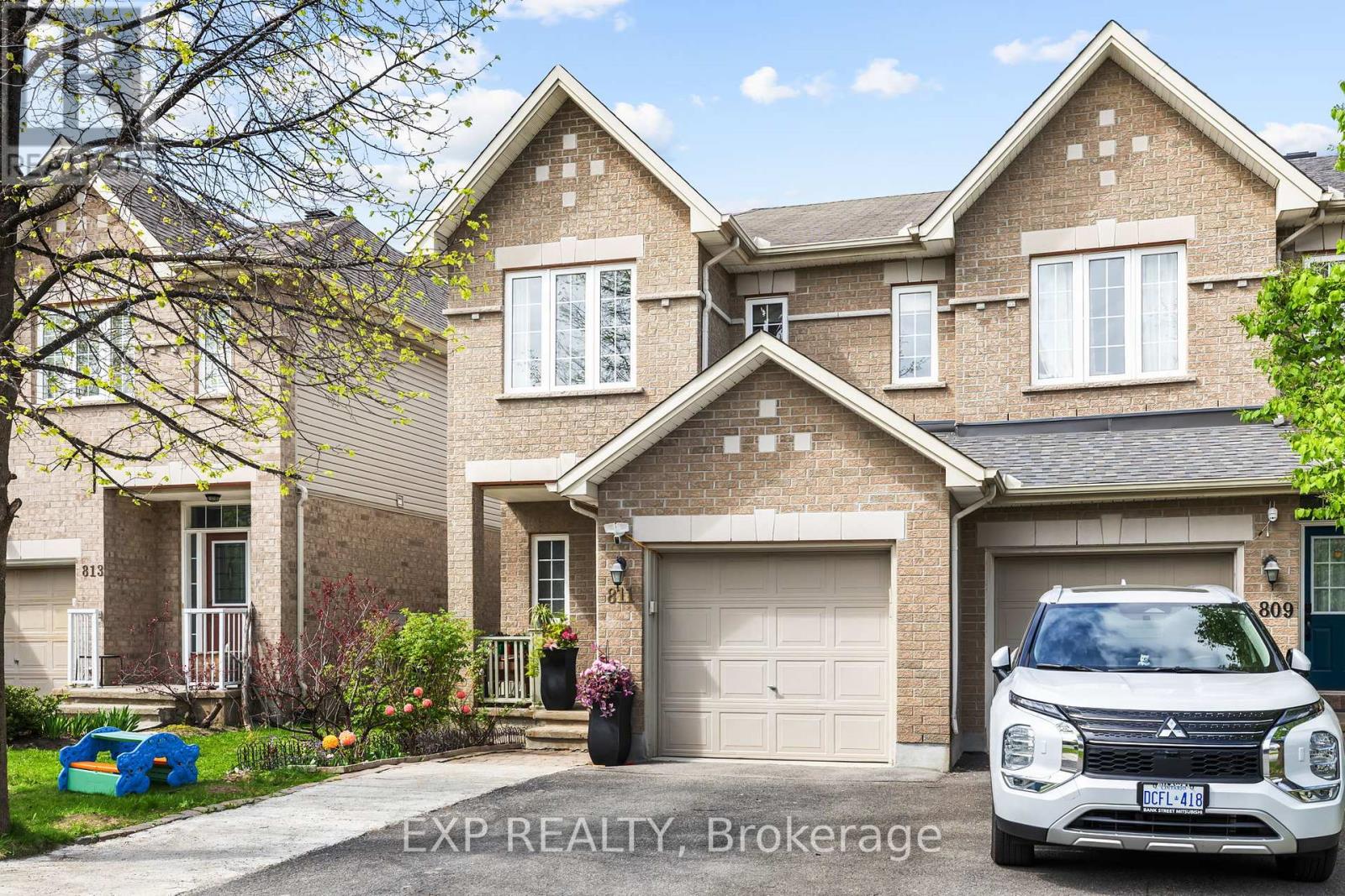 811 SCHOONER CRESCENT, Ottawa, Ontario