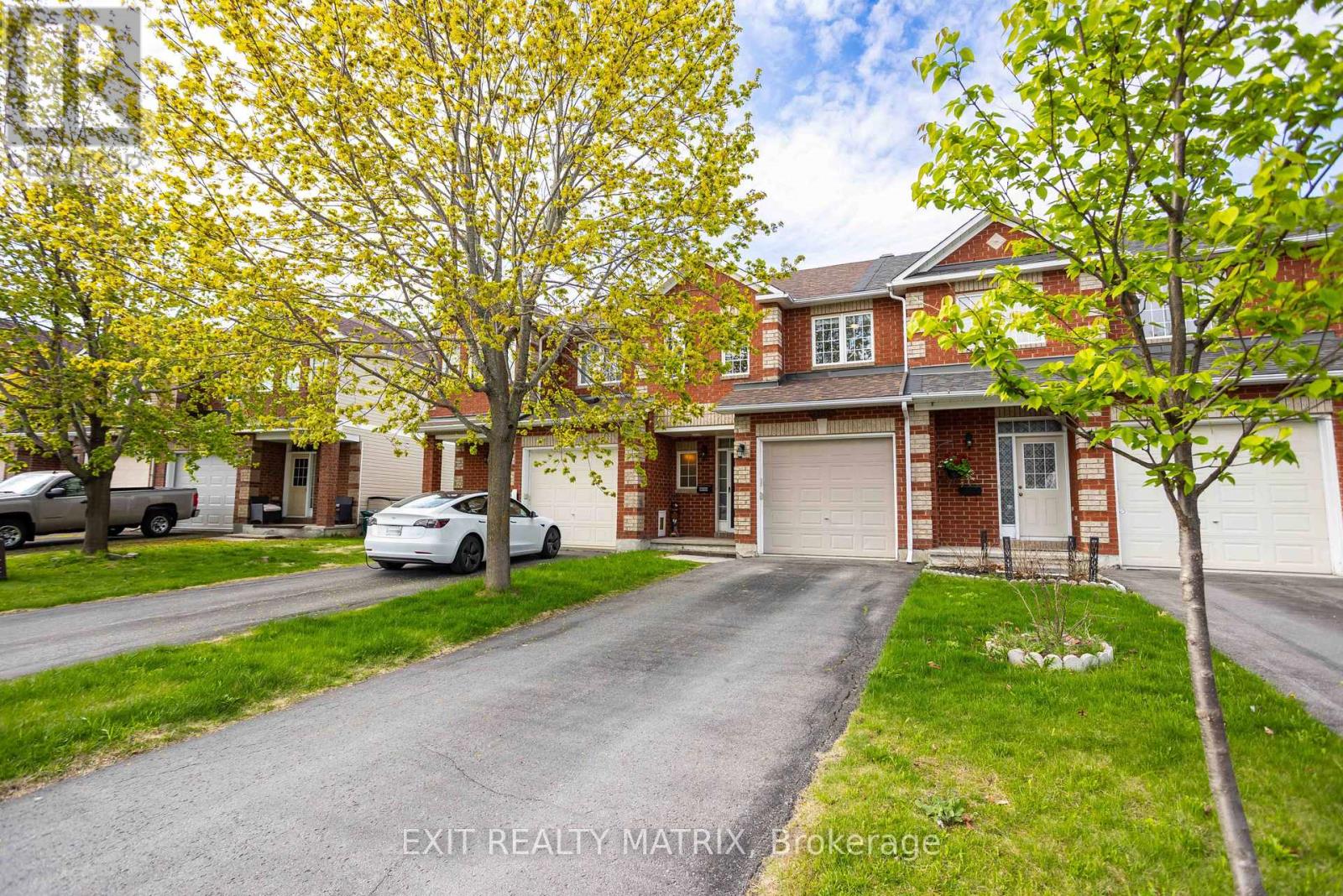 1158 BRASSEUR CRESCENT, Ottawa, Ontario
