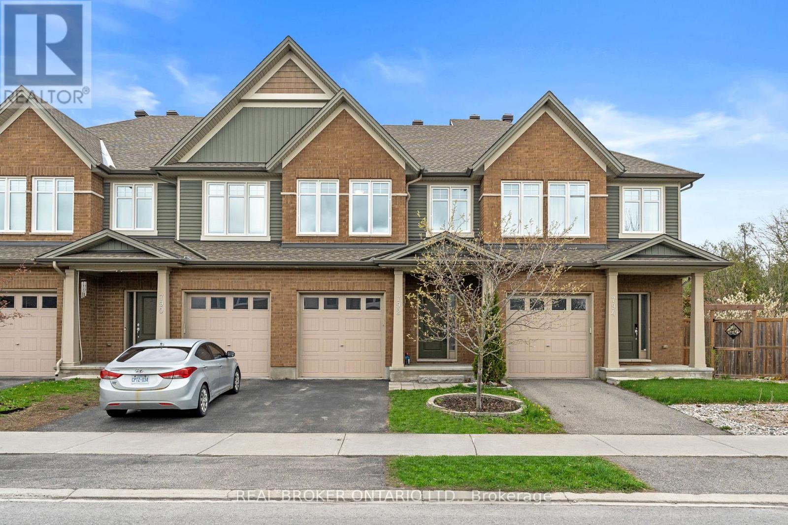 792 CEDAR CREEK DRIVE, Ottawa, Ontario