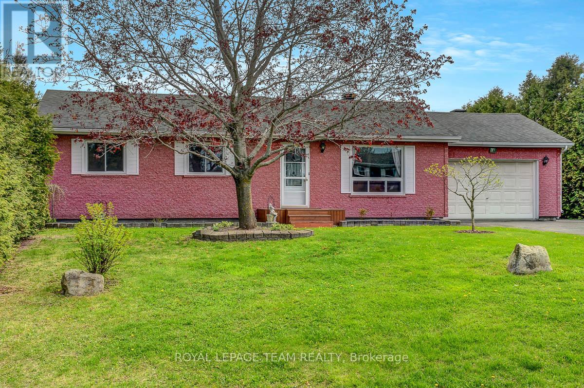 2833 GLENWOOD DRIVE, Ottawa, Ontario