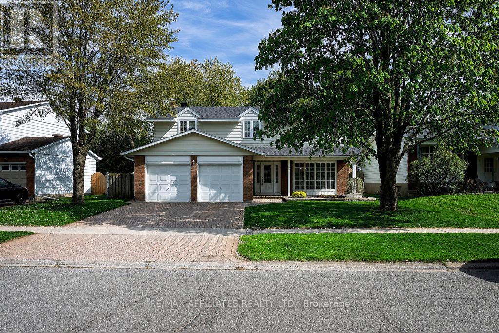 6 CENTREPARK DRIVE, Ottawa, Ontario