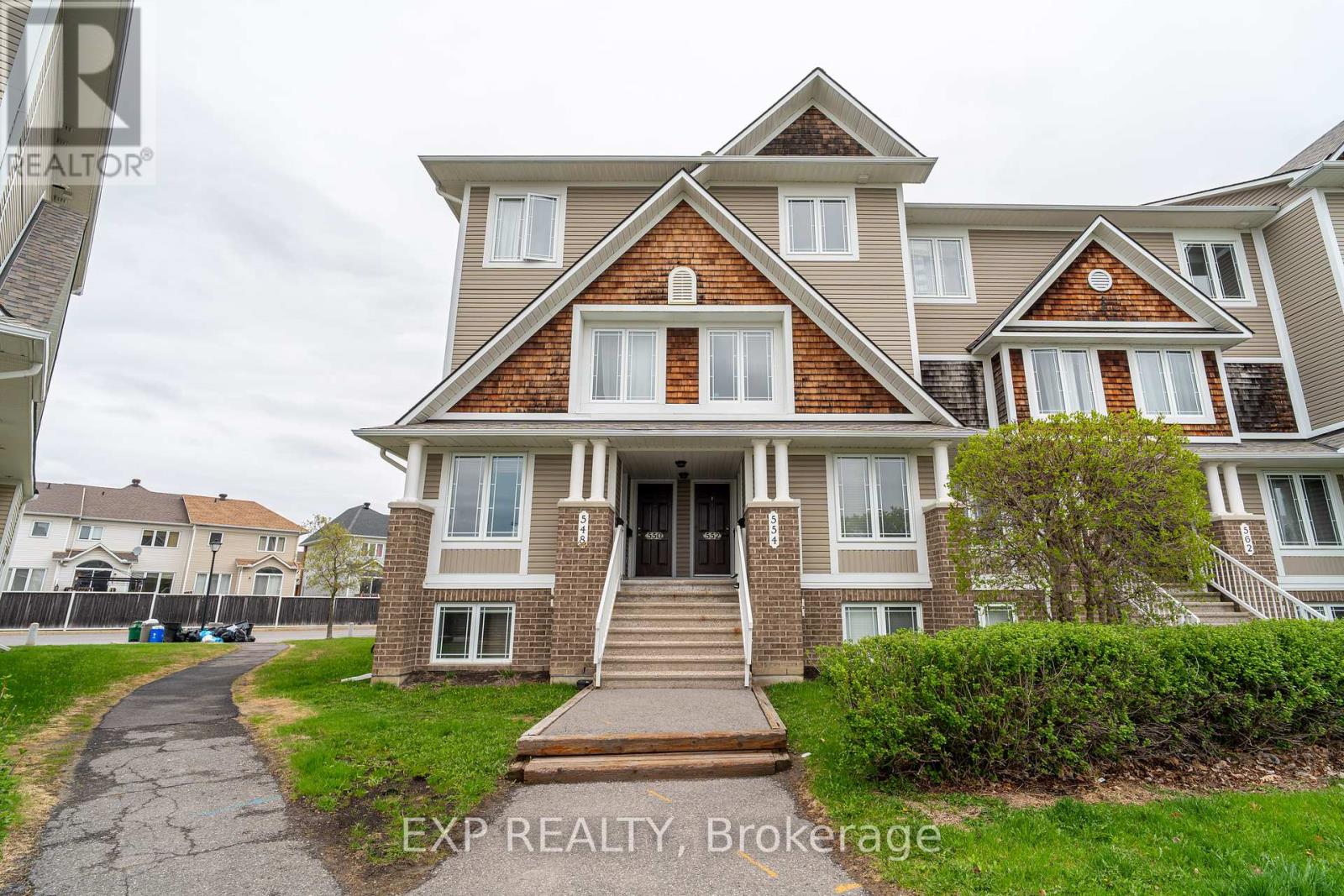 552 LAKERIDGE DRIVE, Ottawa, Ontario