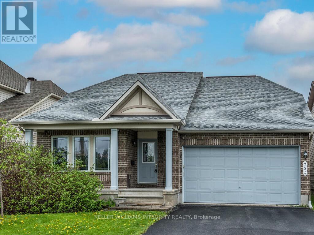 223 WILLOW CREEK CIRCLE, Ottawa, Ontario