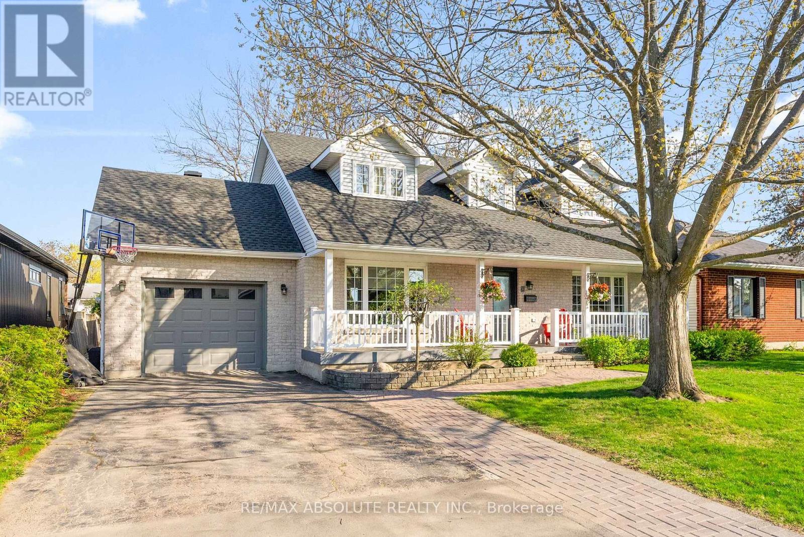 10 GARDNER STREET, Arnprior, Ontario