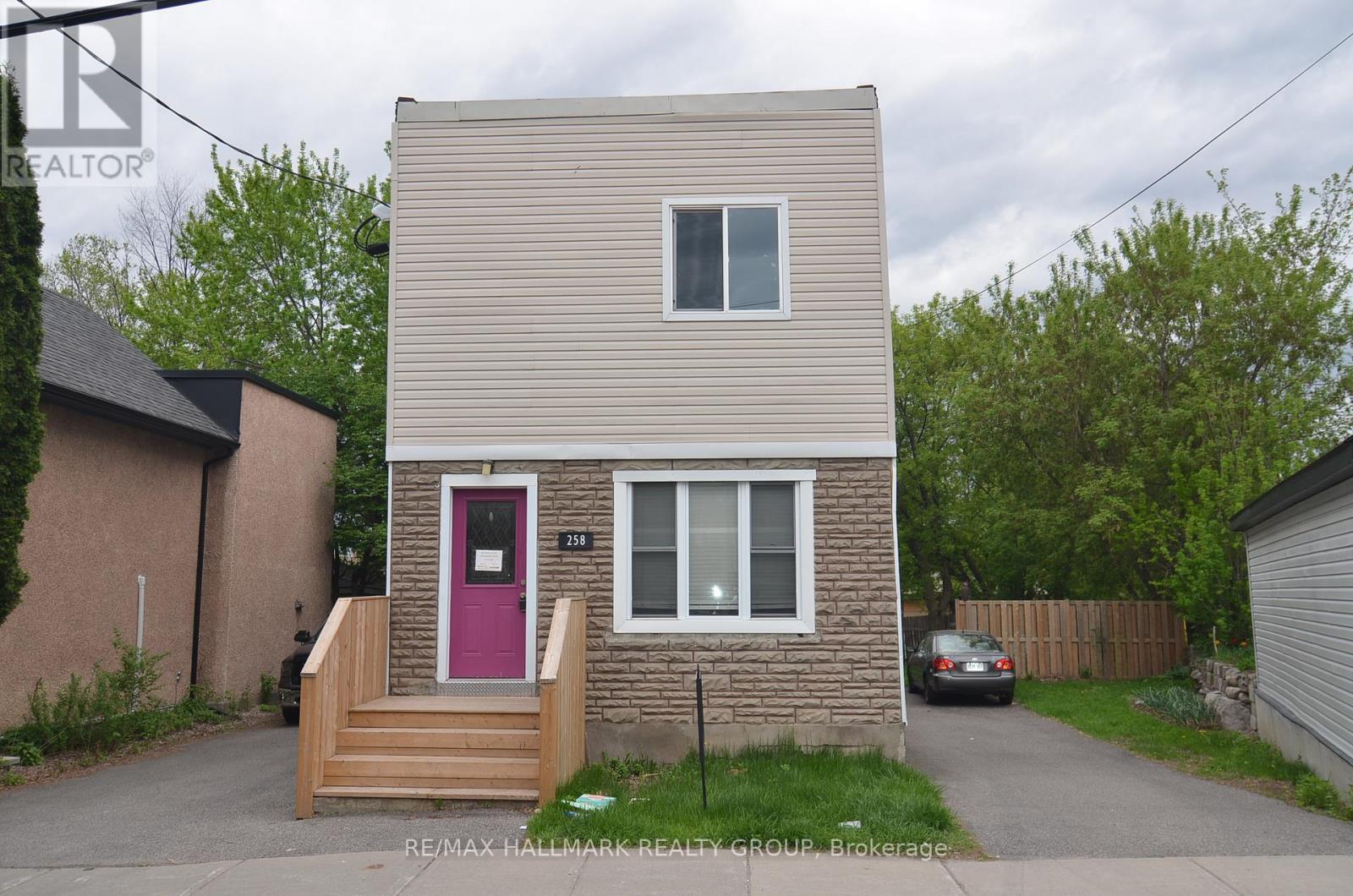 258 GRANVILLE STREET N, Ottawa, Ontario