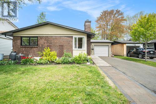 673 LA VERENDRYE DRIVE, Ottawa, Ontario