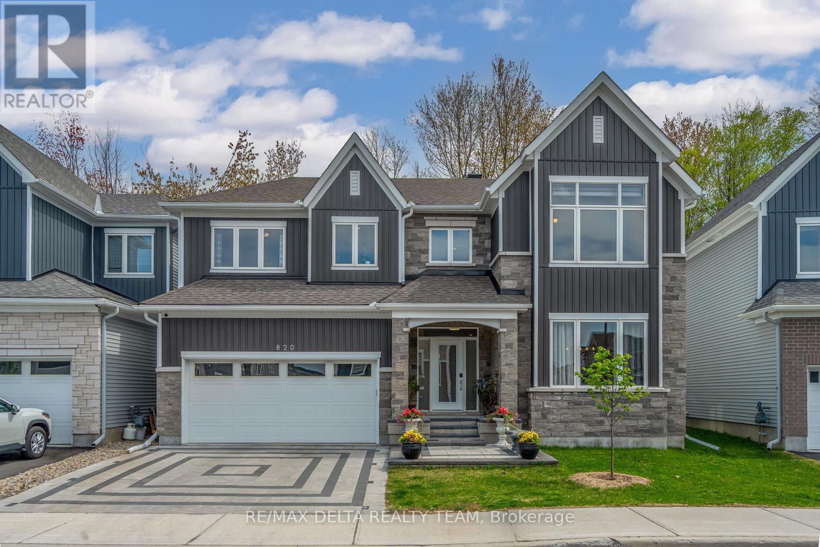 820 MERCIER CRESCENT, Ottawa, Ontario