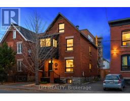 323 BOOTH STREET, Ottawa, Ontario