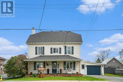30 QUEEN STREET, North Stormont, Ontario