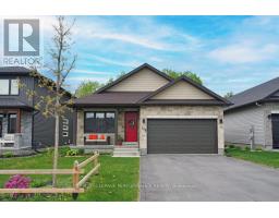 928 LEISHMAN DRIVE, Mississippi Mills, Ontario