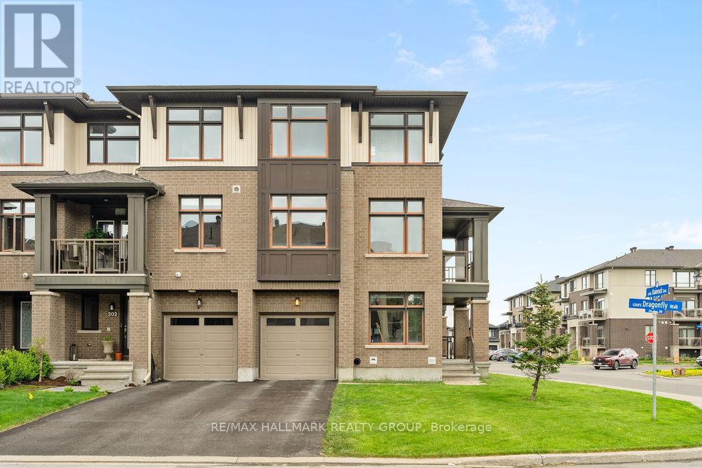 200 DRAGONFLY WALK, Ottawa, Ontario
