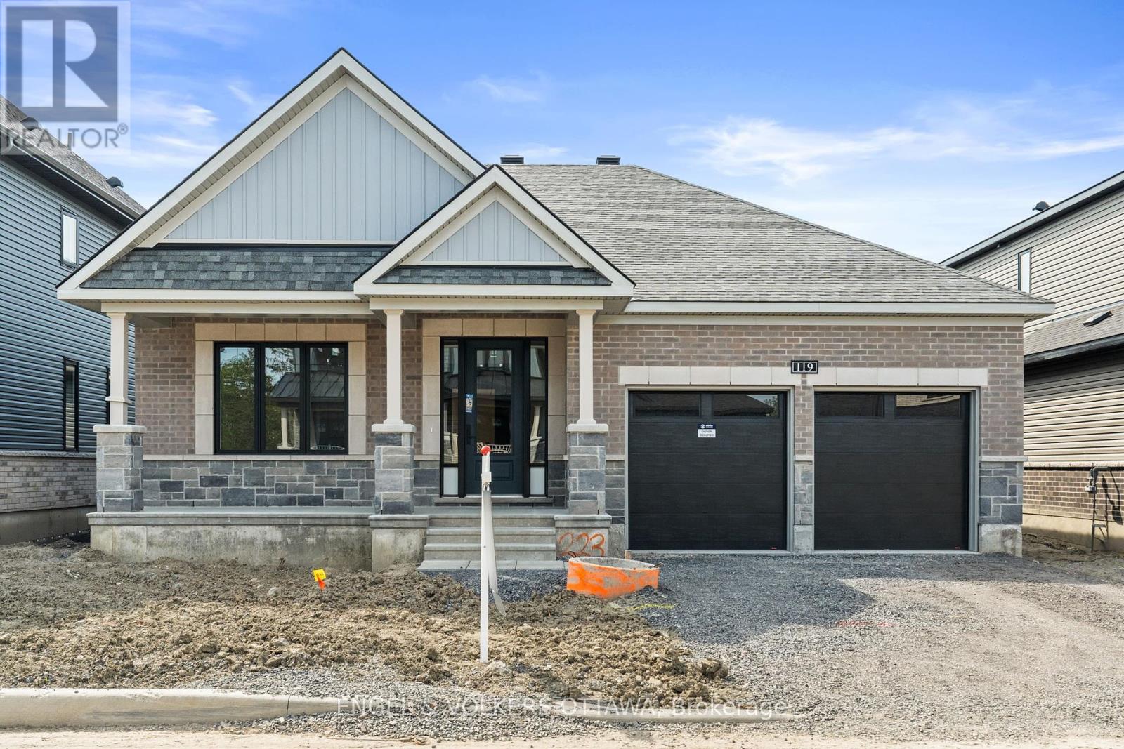 119 D'ARLEUX PLACE, Ottawa, Ontario