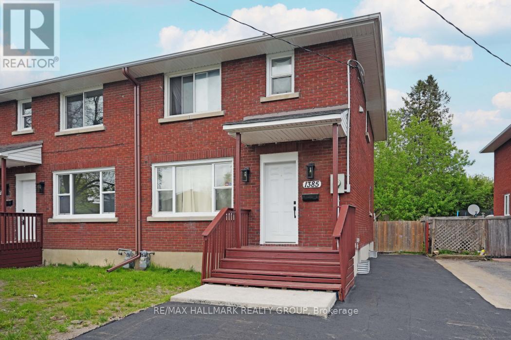 1385 MORISSET AVENUE, Ottawa, Ontario