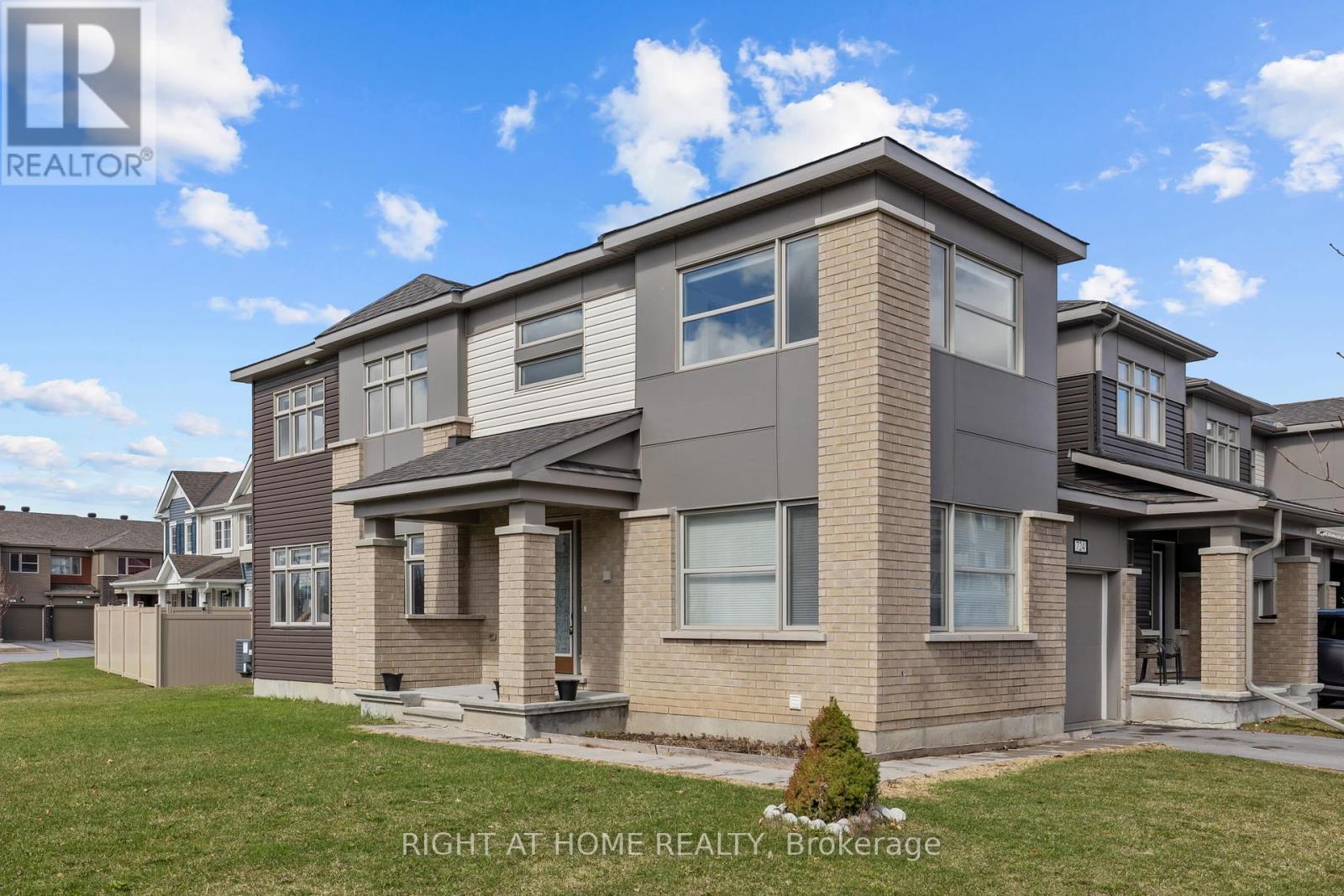 724 JUNEBERRY LANE, Ottawa, Ontario
