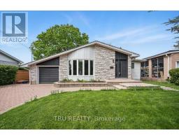 2114 BALHARRIE AVENUE, Ottawa, Ontario