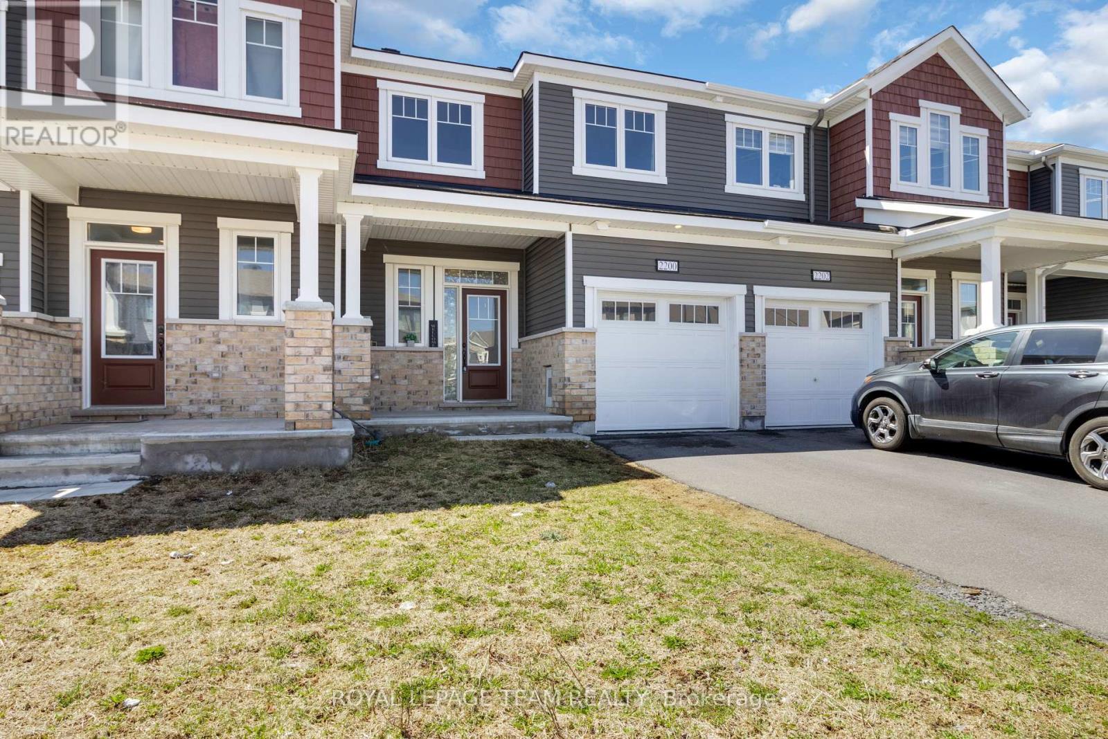 2200 WINSOME TERRACE, Ottawa, Ontario