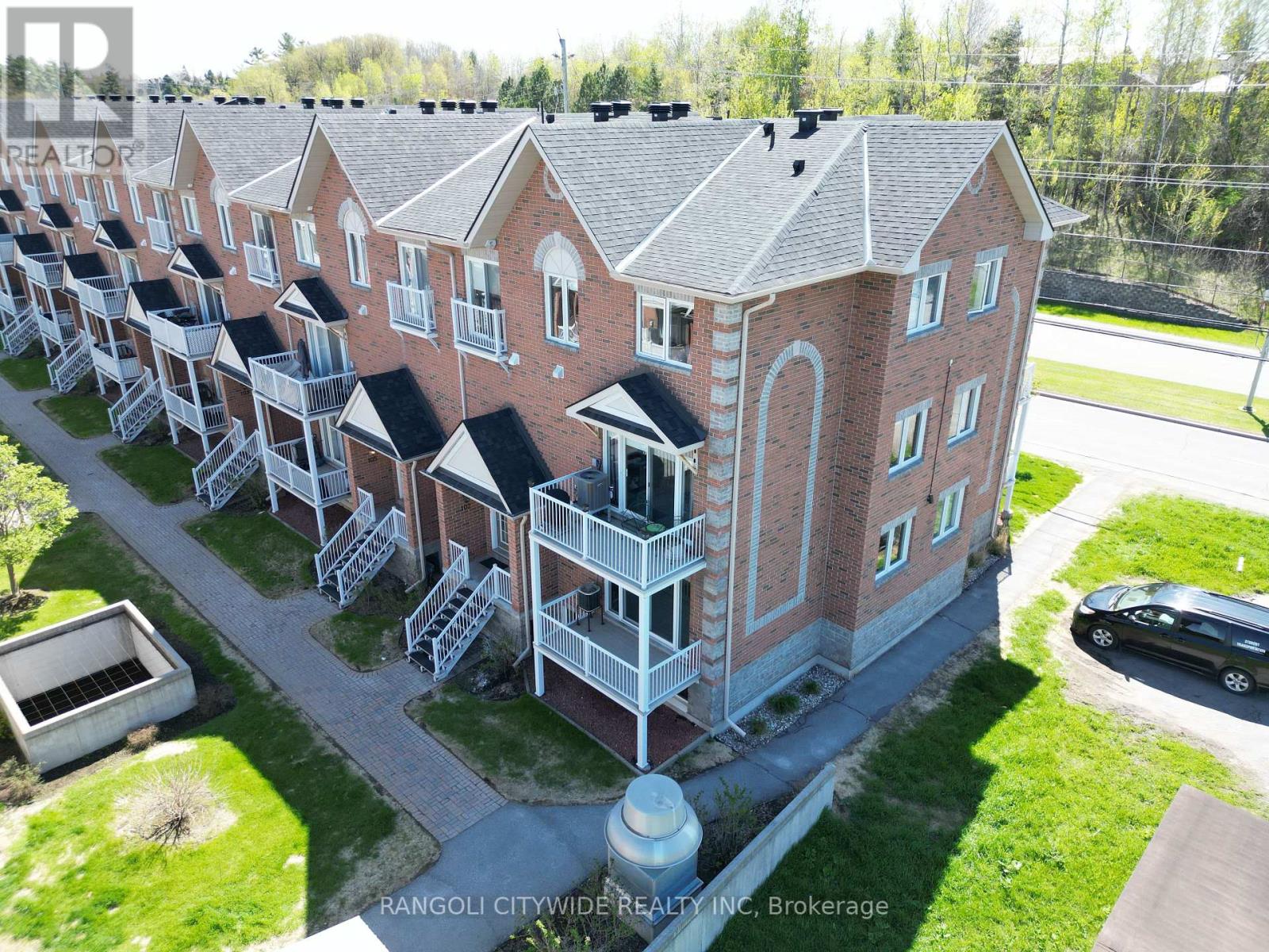 101 - 3265 ST JOSEPH BOULEVARD, Ottawa, Ontario
