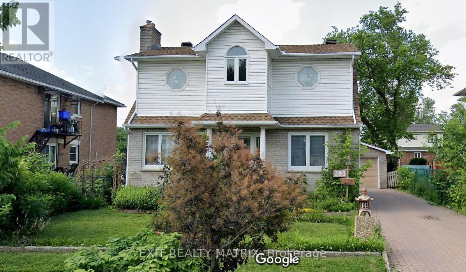 393 DONALD STREET, Ottawa, Ontario