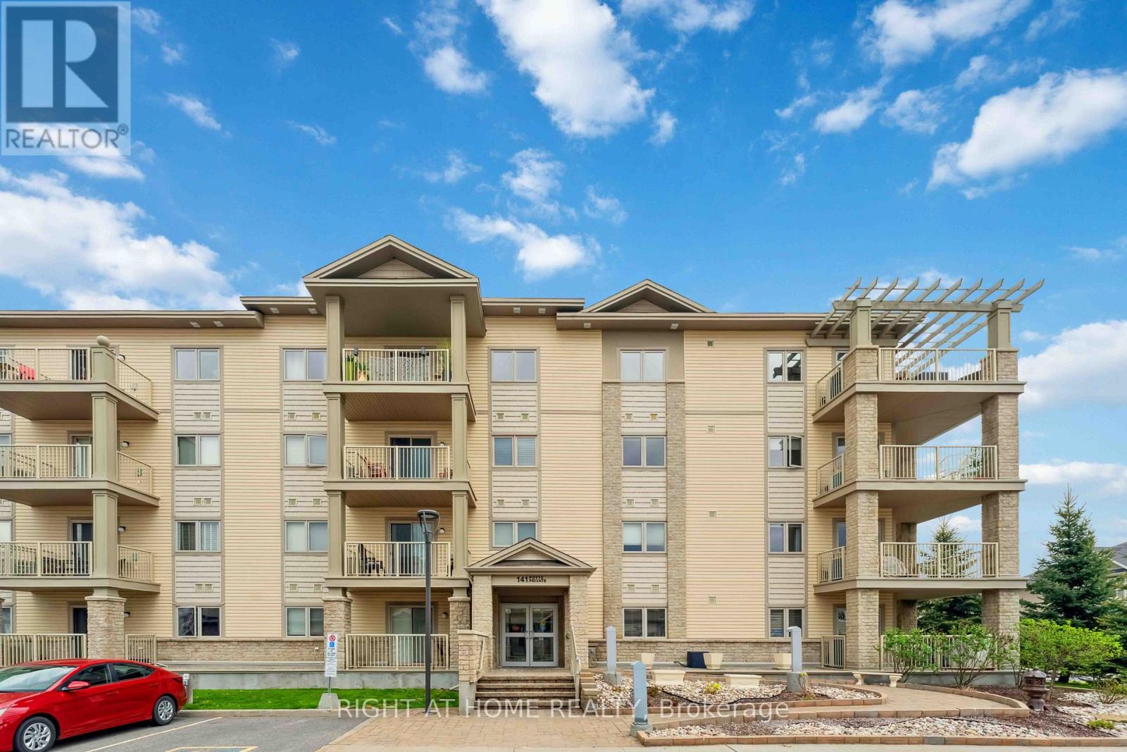 305 - 141 POTTS PRIVATE, Ottawa, Ontario